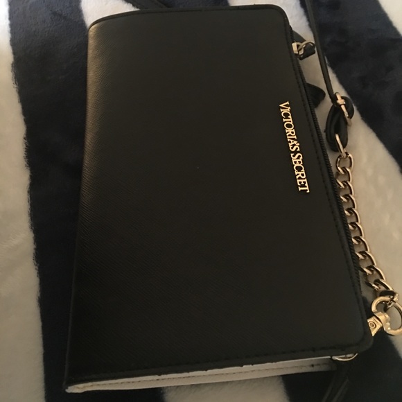 SOLD - Picture 4 of 8